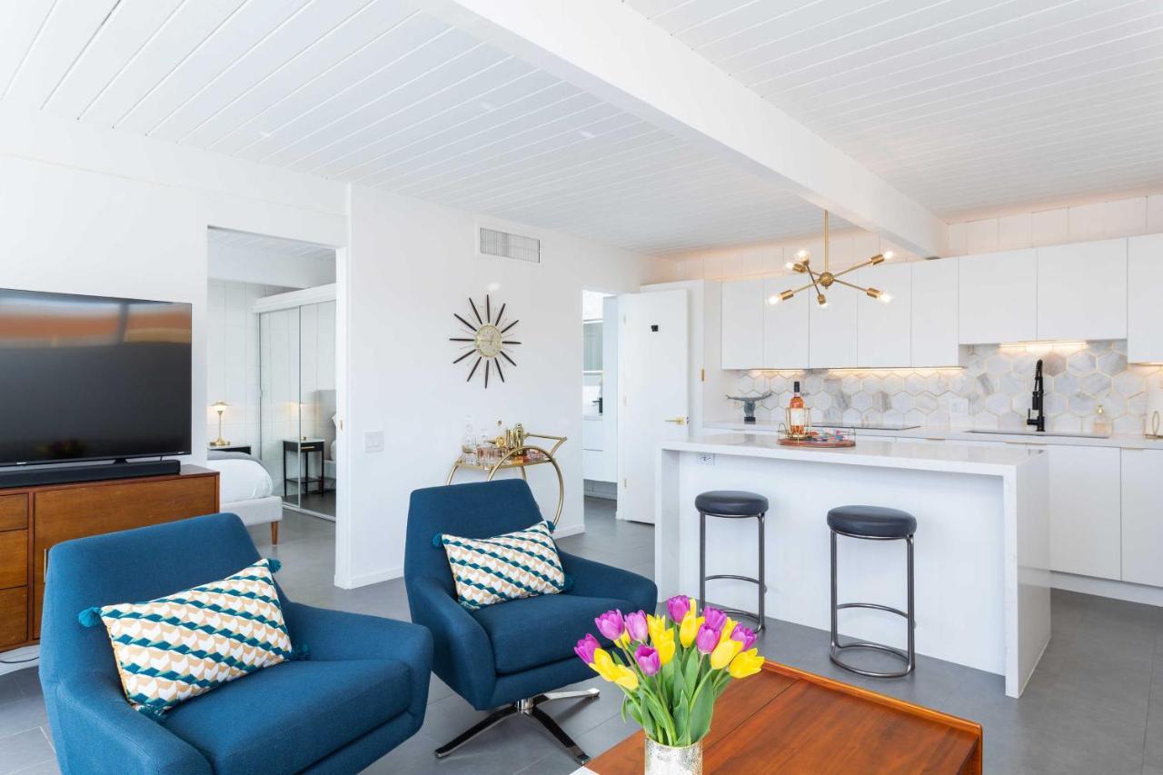 Mid-Century Palm Springs Bungalow With Patio! Eksteriør bilde