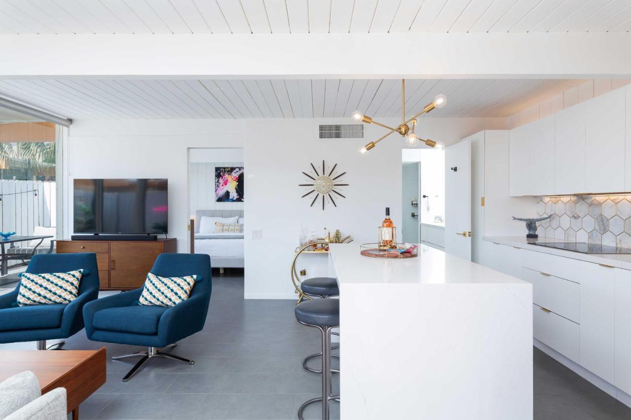 Mid-Century Palm Springs Bungalow With Patio! Eksteriør bilde