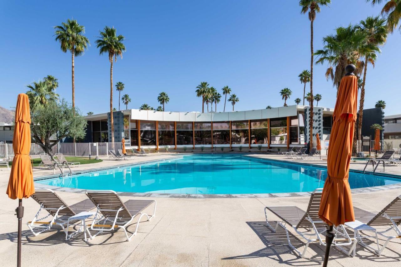 Mid-Century Palm Springs Bungalow With Patio! Eksteriør bilde