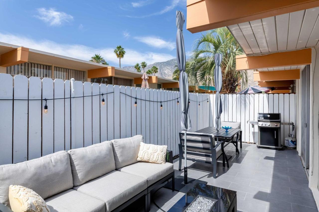 Mid-Century Palm Springs Bungalow With Patio! Eksteriør bilde